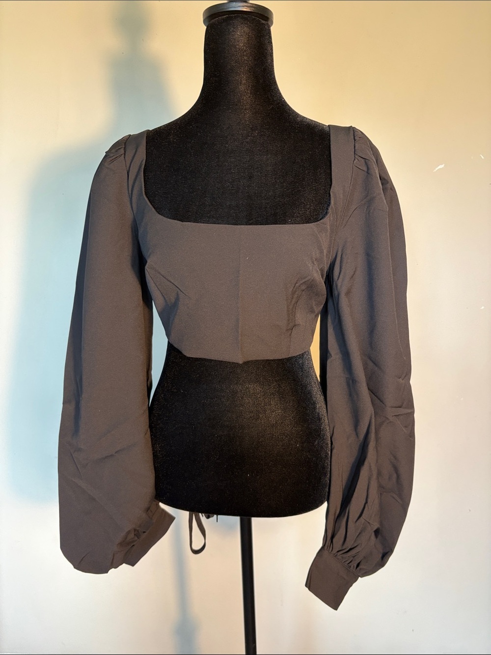 naked wardrobe Black Square-Neck Puff Sleeve Crop Top - Picture 3 of 8